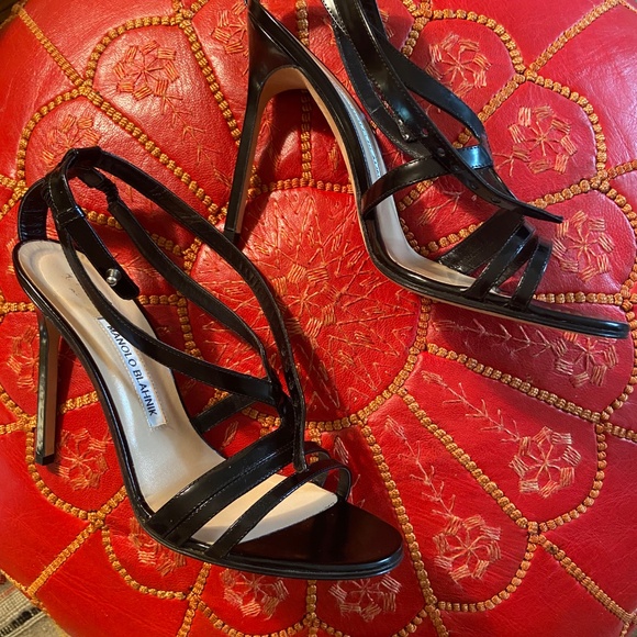 Manolo Blahnik patent leather black high heels, size 40, like new - Picture 9 of 14